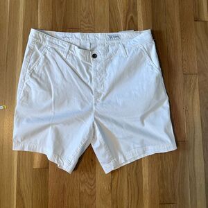 New AG Jeans Cipher Slim Shorts Men White Size 38